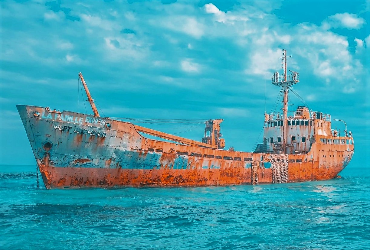 TitaniumGR2 Unsplash Free Boat Corrosion2